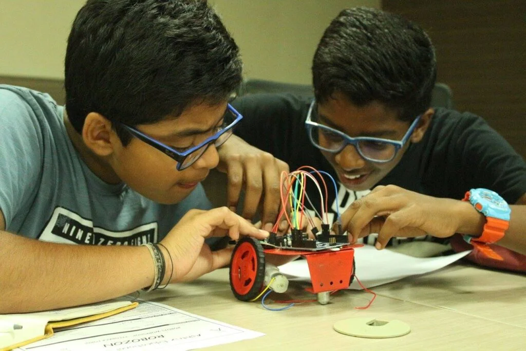 21752757_350415735415778_4090305313809858436_o